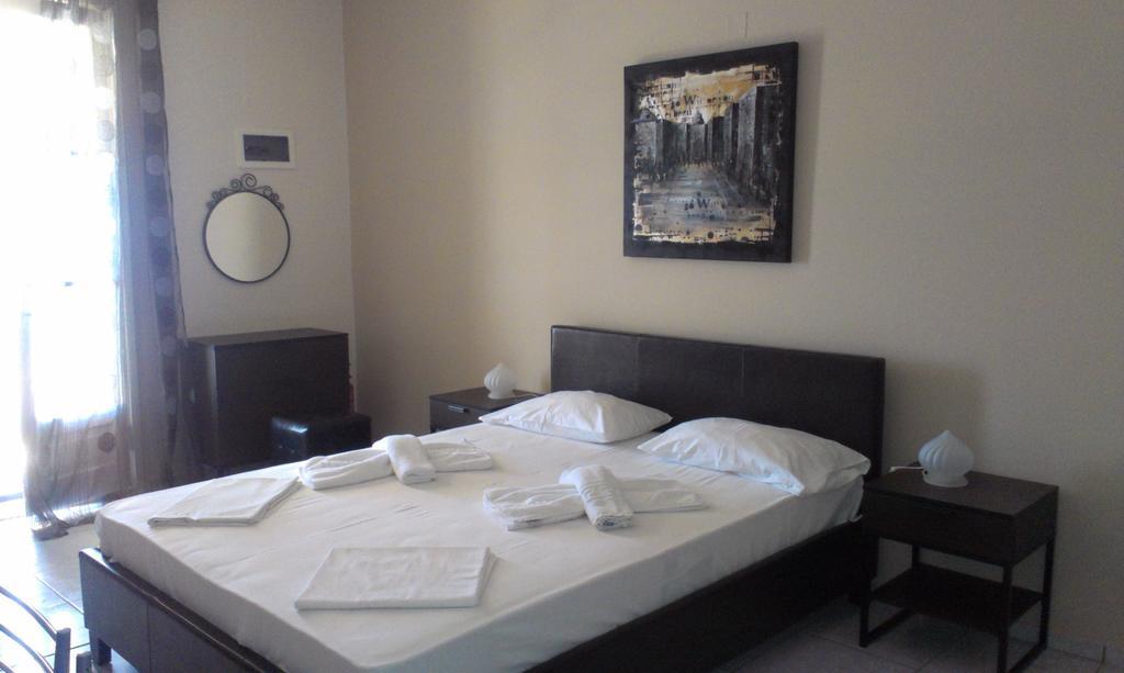 Iro Apartments Paralia Agias Foteinis Phòng bức ảnh
