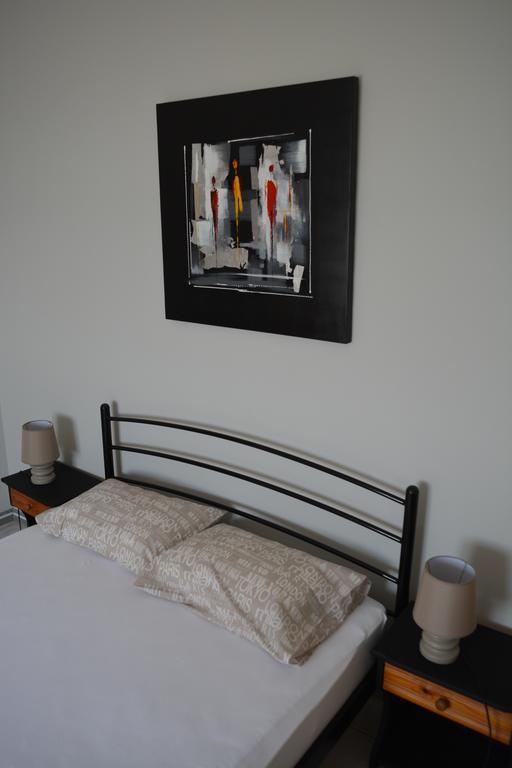 Iro Apartments Paralia Agias Foteinis Ngoại thất bức ảnh